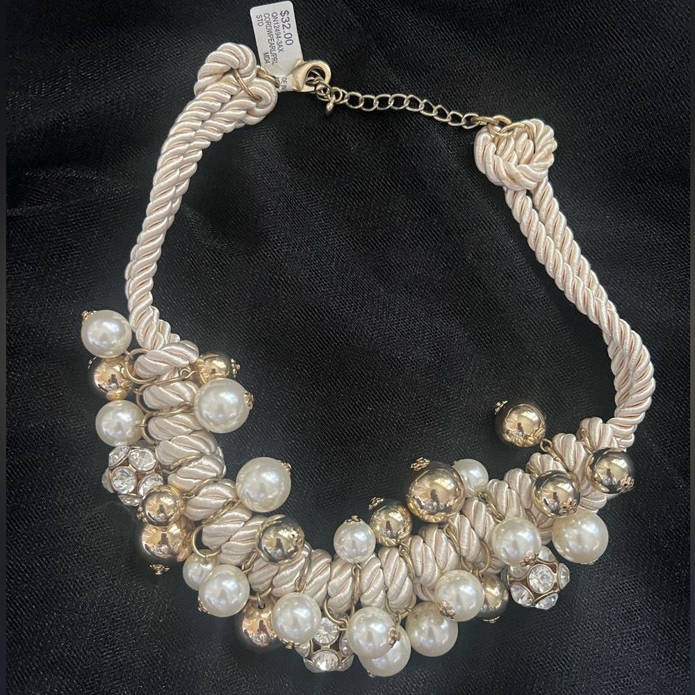 Pearl and gold rope necklace